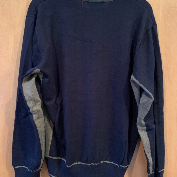 navy and tan V neck sweater size M - Picture 4 of 6